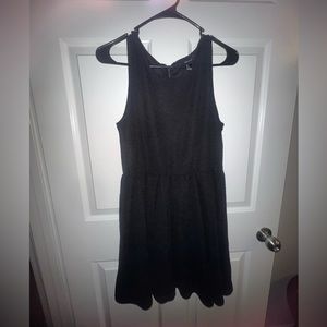 Forever 21 Woman’s Black Dress